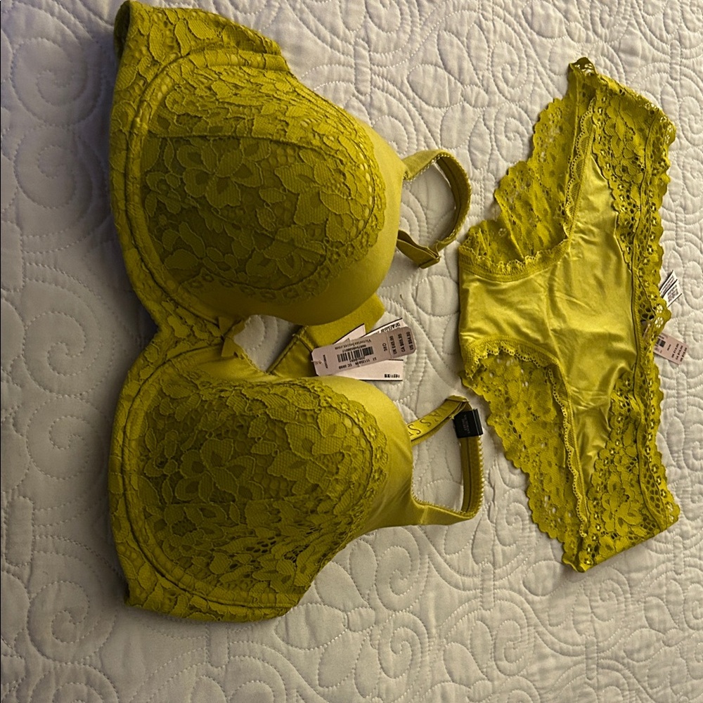 Victoria's Secret Yellow Lace Bra Set